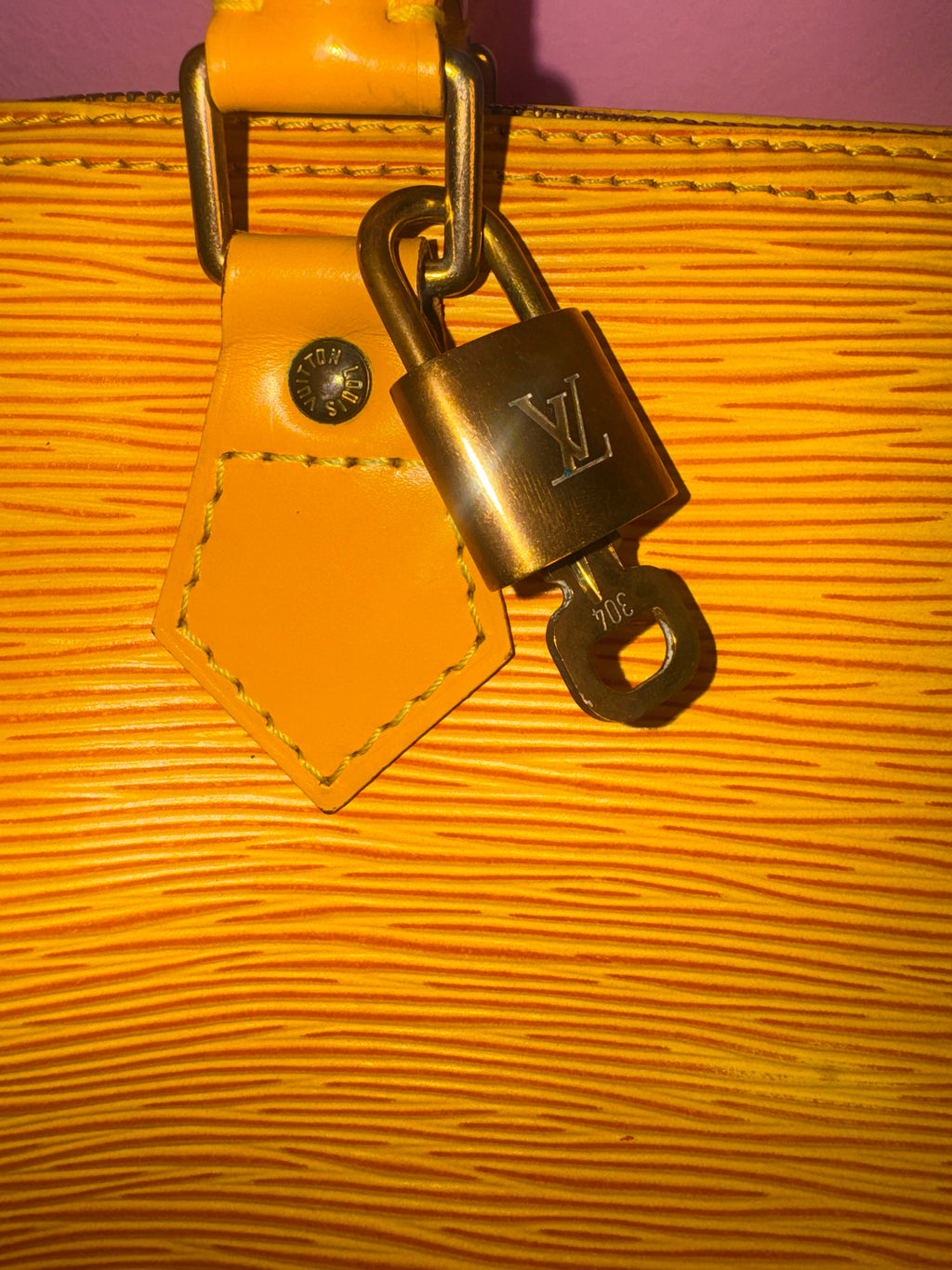 Louis Vuitton epi leather-speedy 25