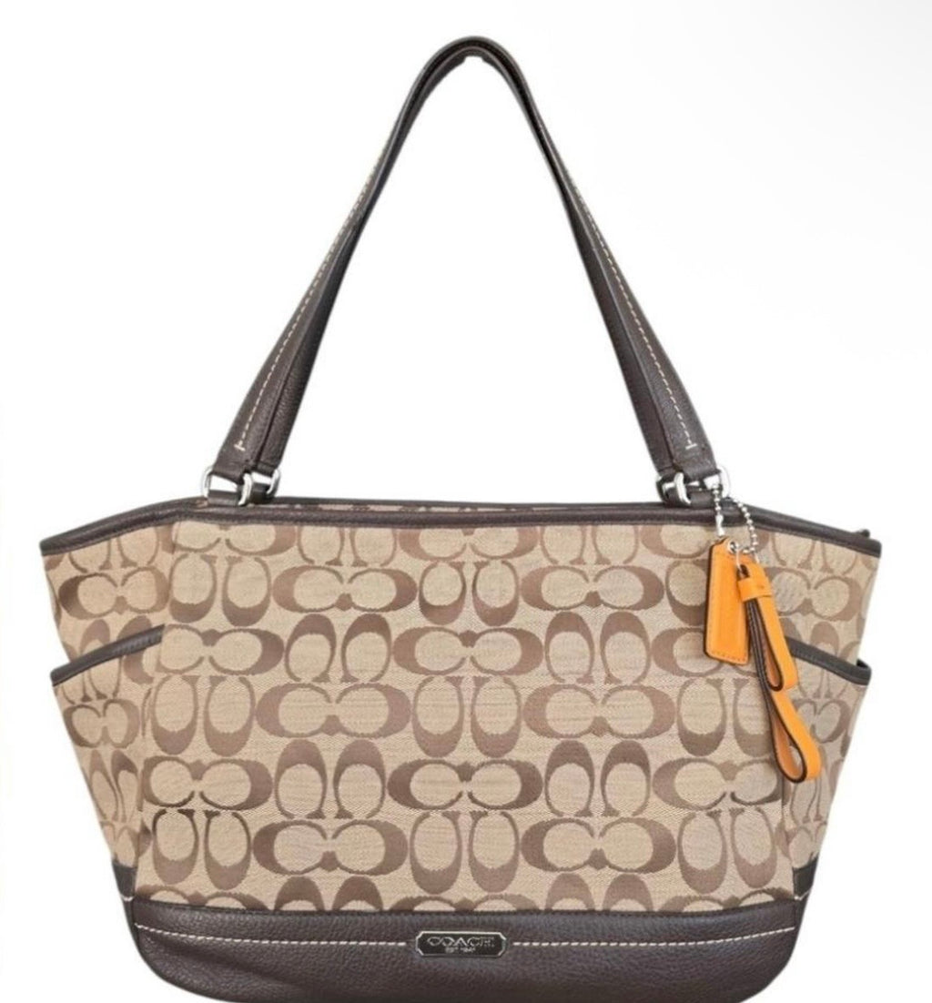 Coach Park Signature Carrie Tote-Khaki Mahogany