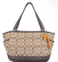 Coach Park Signature Carrie Tote-Khaki Mahogany