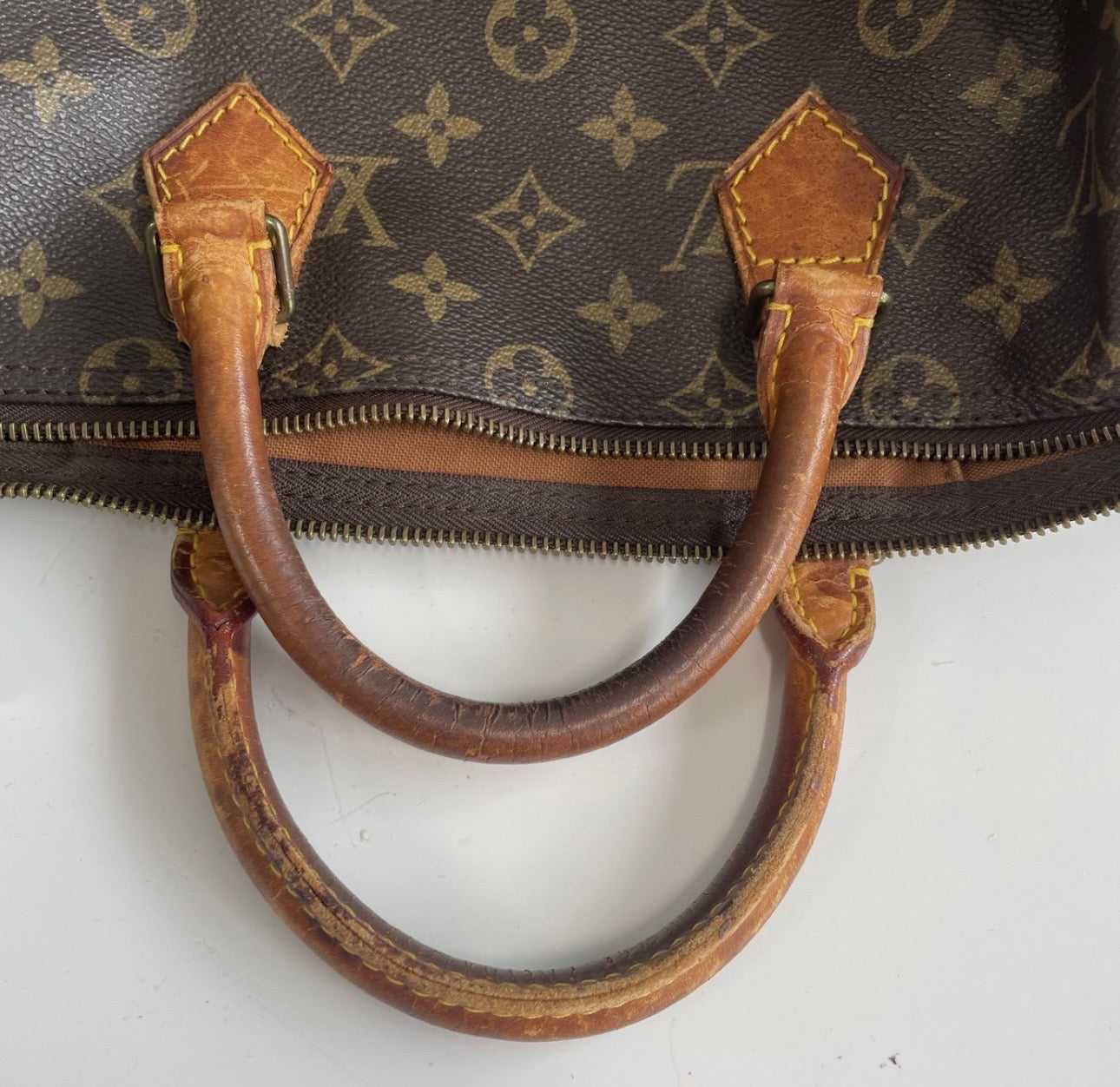 Louis Vuitton Speedy 35 Monogram Hand Bag